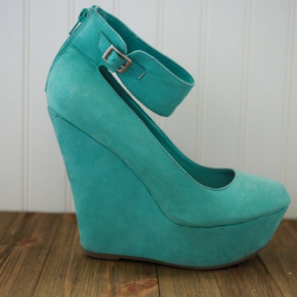 Aqua Wedges - Picture 6 of 8